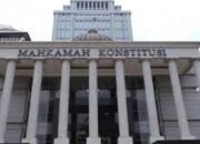 Aturan Hak Pensiun DPR Seumur Hidup Digugat ke MK