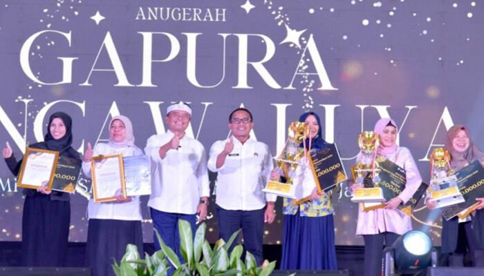 Ratusan Sekolah Raih Anugerah Gapura Pancawaluya 2025, Ada SMKN 1 Cibadak