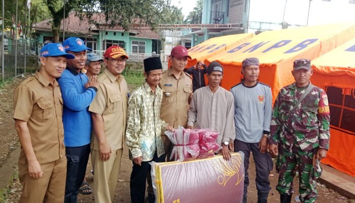 Pergerakan Tanah di Bantargadung Meluas: 90 Rumah Terdampak, Warga Mulai Mengungsi