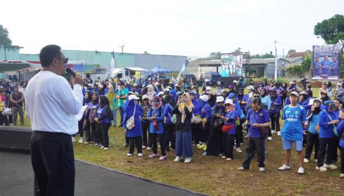 Bobotoh Rayakan Persib Juara, Jalanan Sukabumi Dipenuhi Konvoi