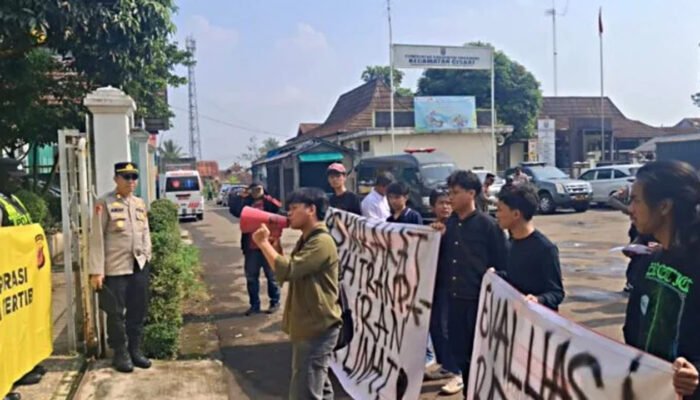 Demo Baznas Kabupaten Sukabumi, GEMA Tuntut Transparansi Anggaran ASN hingga Proyek Rumah Sehat