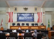 Rapat Paripurna ke-17: DPRD Sukabumi Bahas Perubahan APBD 2026, Gerindra Rotasi AKD